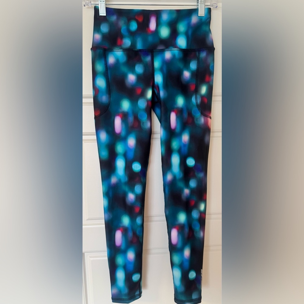 DSG Women's High Rise 7/8 Running Legging Size XS Pockets‎ NWT